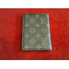 Couverture passeport Louis Vuitton en toile monogram