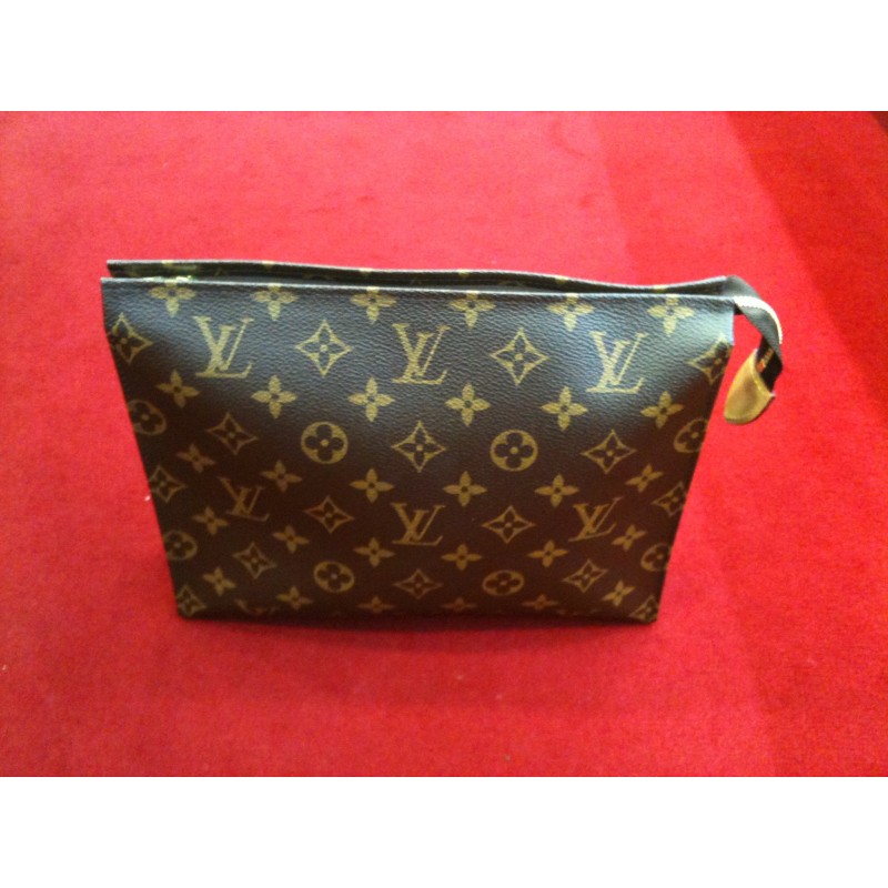 Louis Vuitton Toiletry Pouch 26 of Katerina Themis on the Instagram account  @katerina_themis