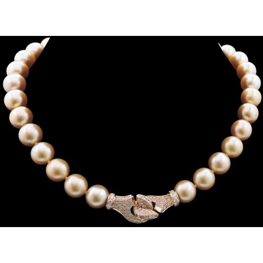 Collier de perles blanches, avec fermoir ShikShok à aimant –