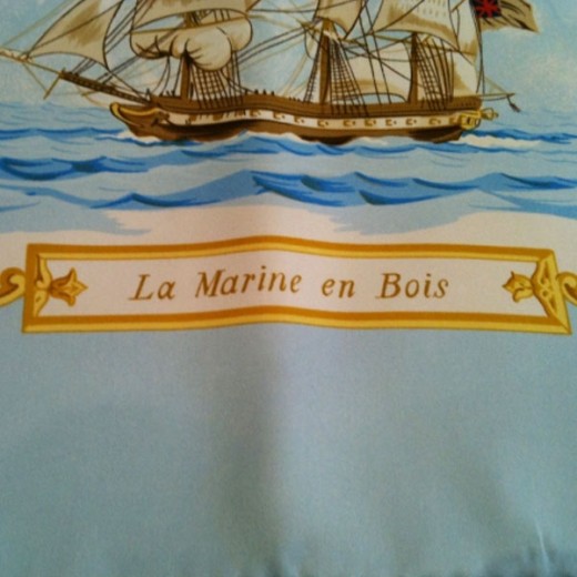 Carré Hermès La Marine en Bois en soie