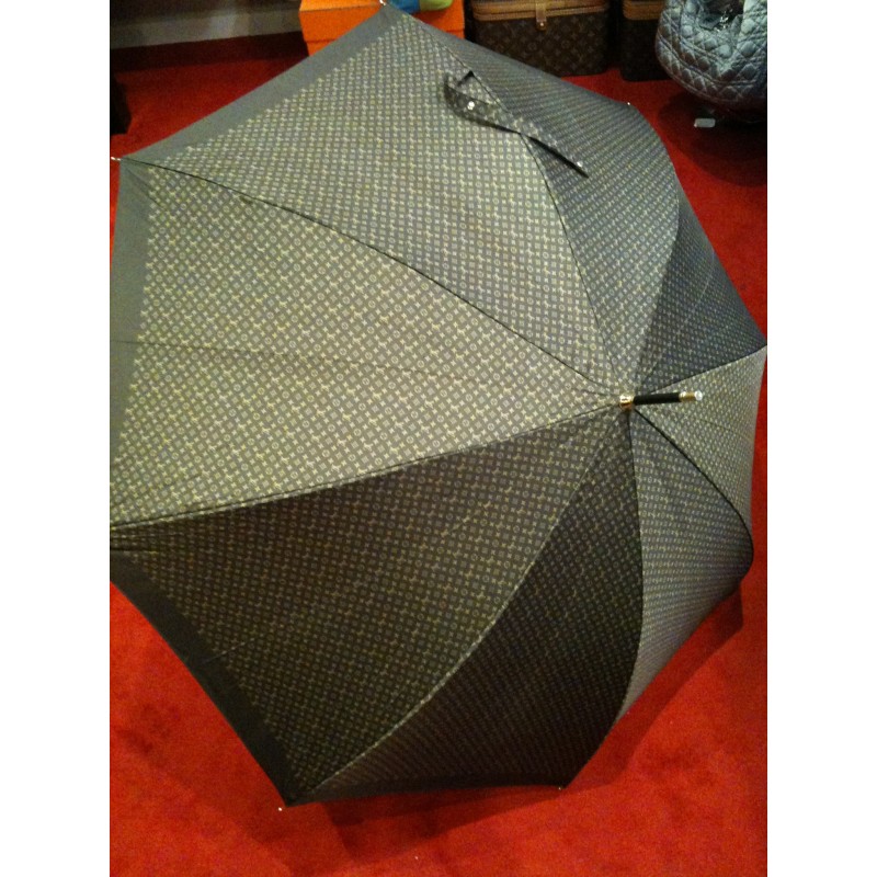 Louis Vuitton Parapluie Giboulees Monogram Umbrella