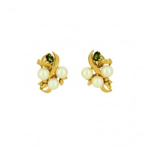 Boucles d'oreilles Louis Vuitton en or jaune 18k Monogram perles de  culture.